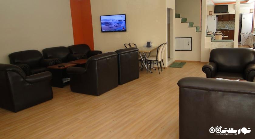 محوطه نشیمن لابی